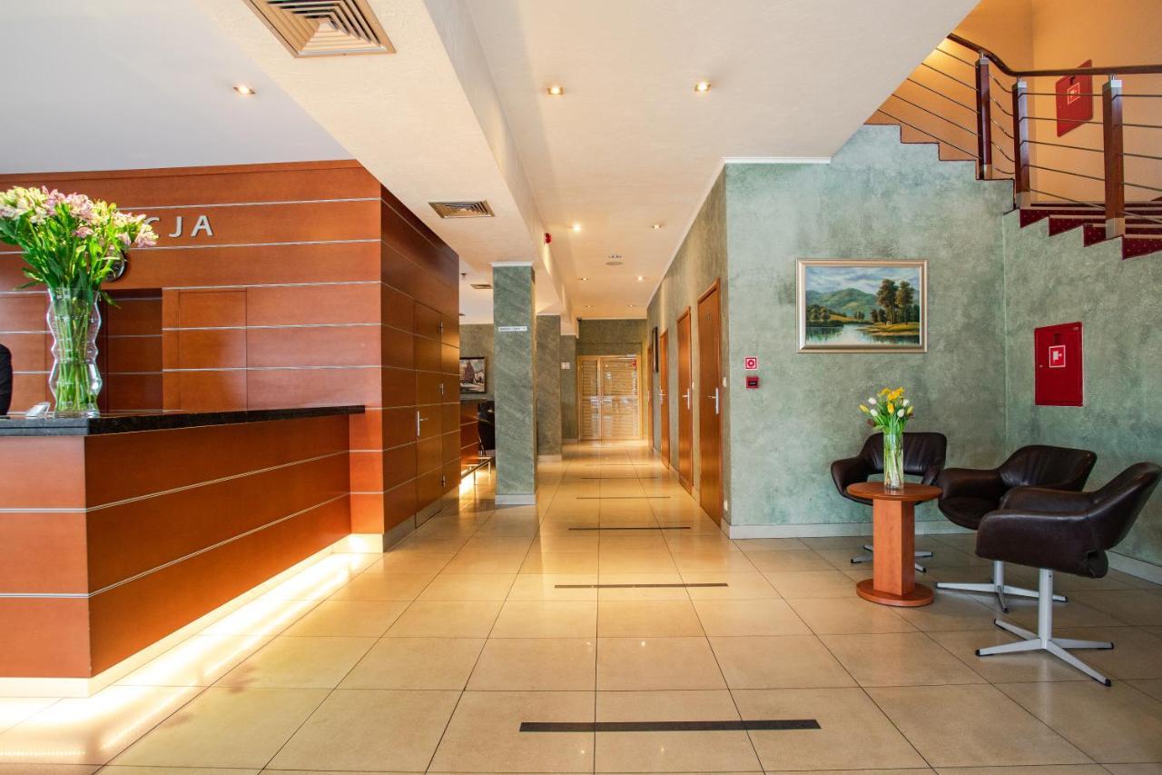 Business Hotel Vega 브로츠와프 외부 사진