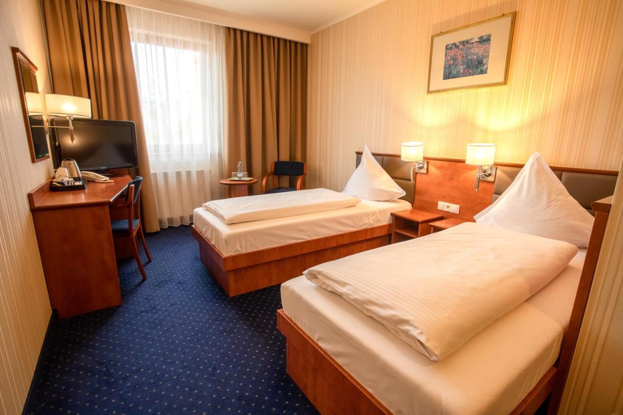 Business Hotel Vega 브로츠와프 외부 사진