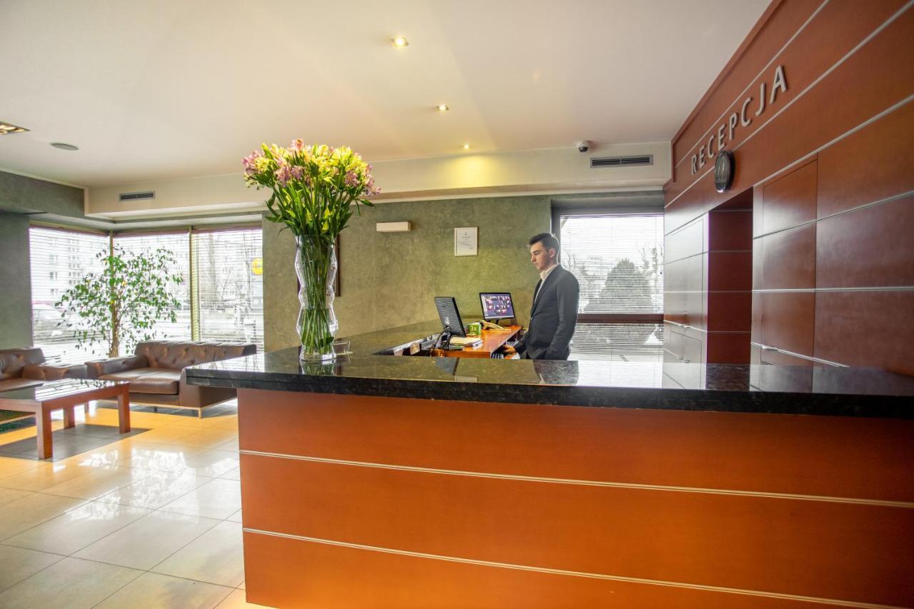 Business Hotel Vega 브로츠와프 외부 사진