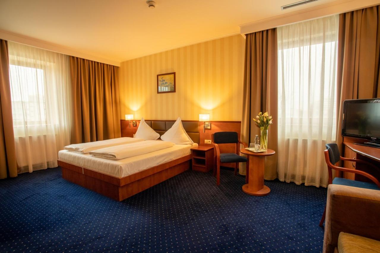 Business Hotel Vega 브로츠와프 외부 사진