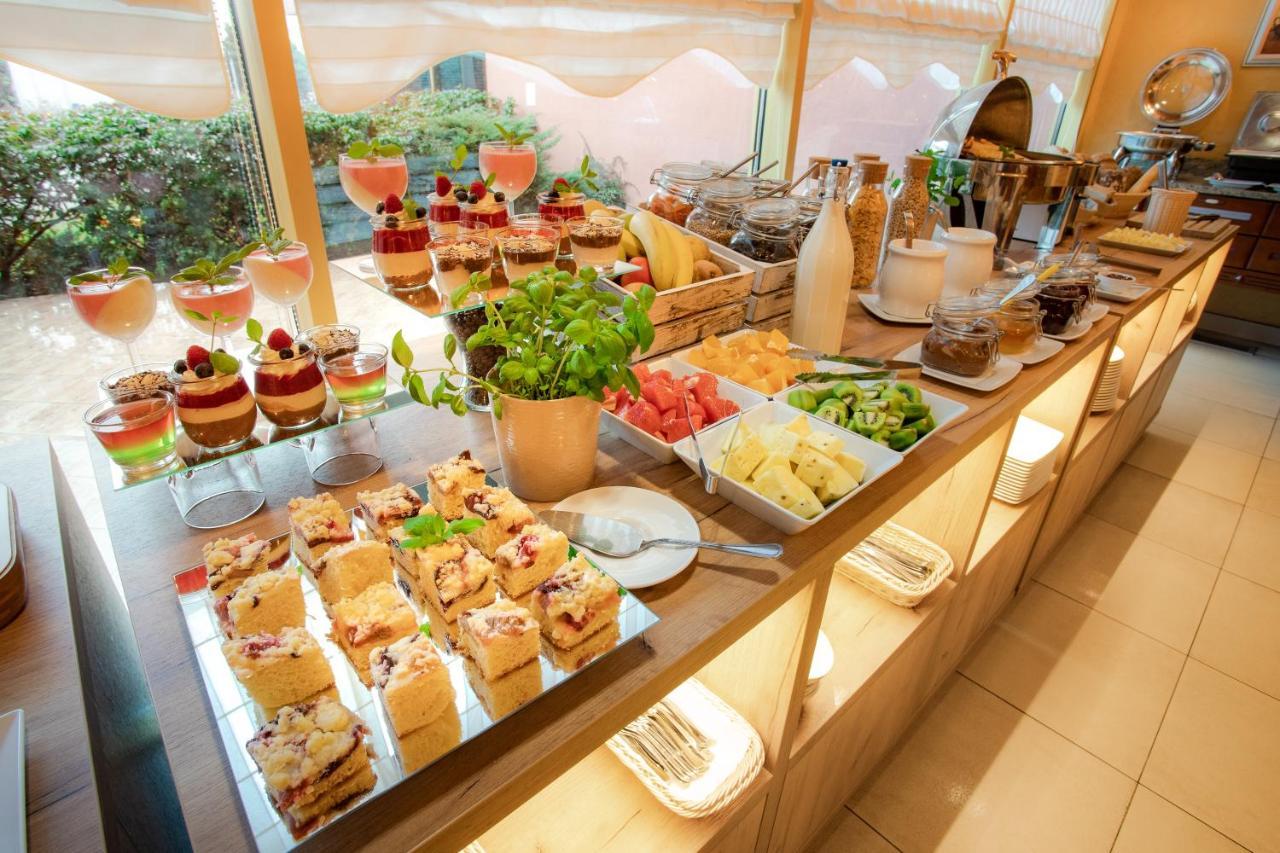 Business Hotel Vega 브로츠와프 외부 사진