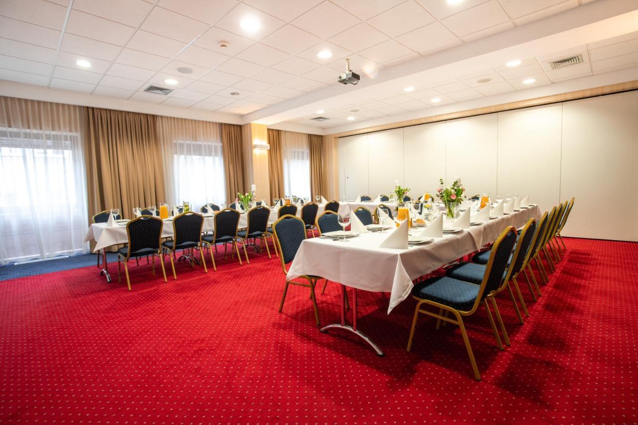 Business Hotel Vega 브로츠와프 외부 사진