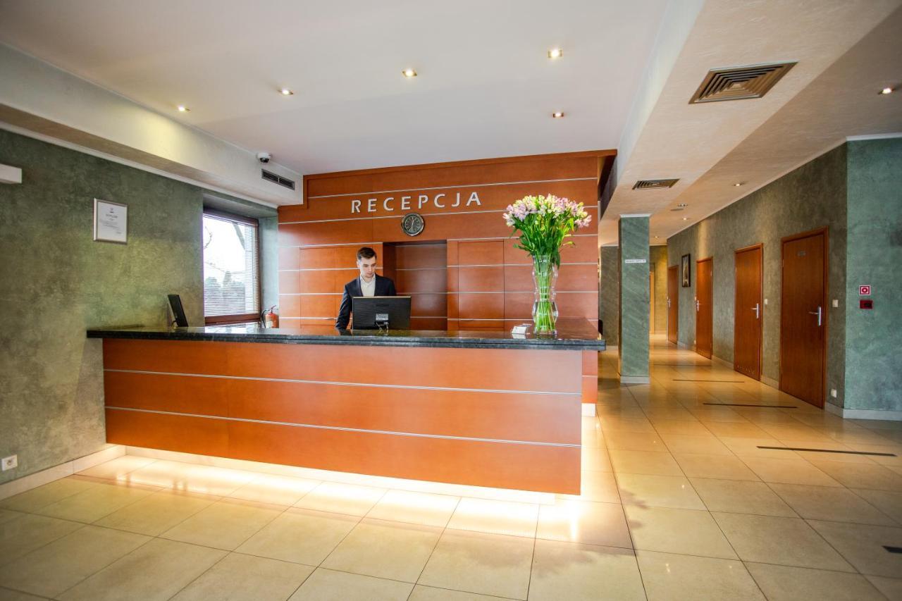 Business Hotel Vega 브로츠와프 외부 사진