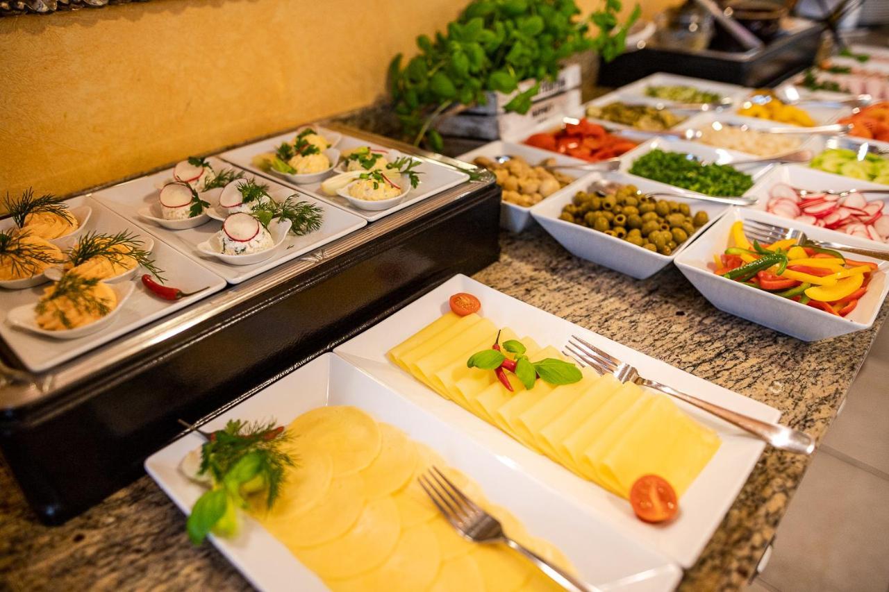 Business Hotel Vega 브로츠와프 외부 사진