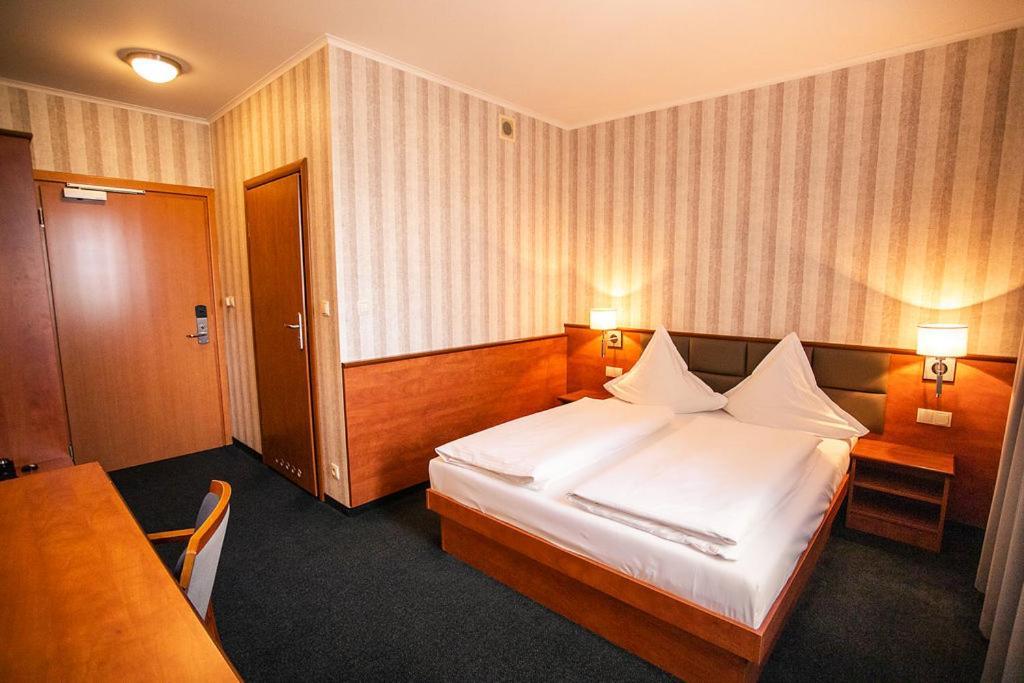 Business Hotel Vega 브로츠와프 외부 사진