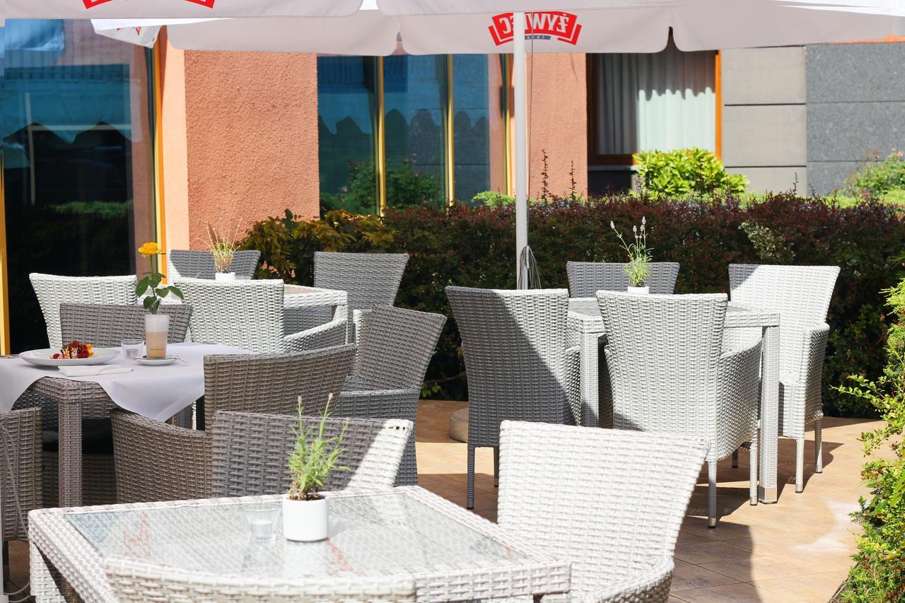 Business Hotel Vega 브로츠와프 외부 사진